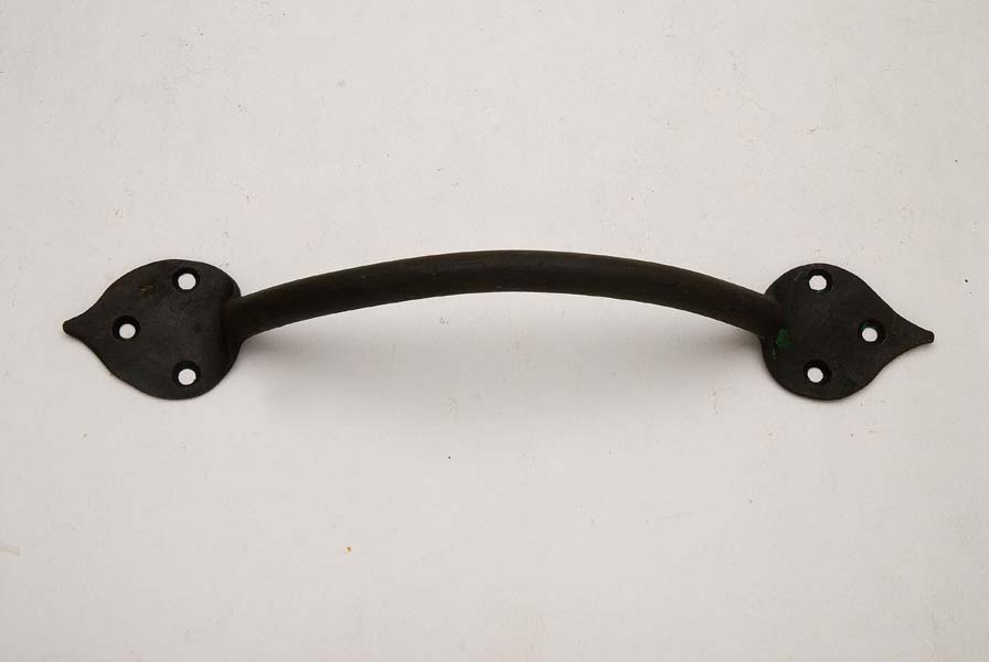 Sleek iron door handle for ironmongery sets